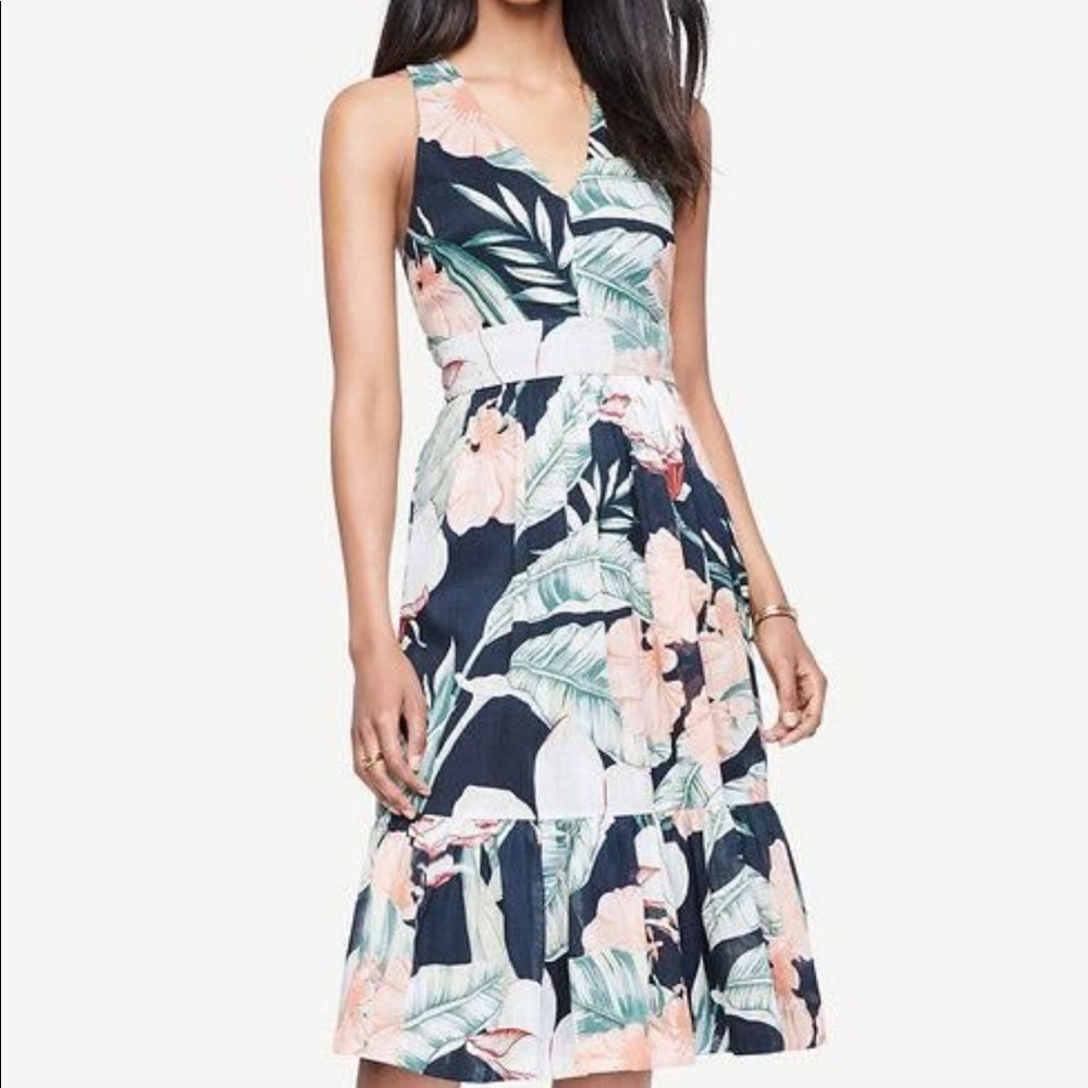 NWT Ann Taylor Island Floral Criss Cross Dress 8